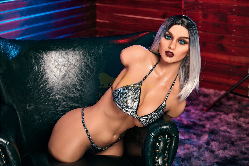 Poupée sexuelle torse TPE 90 cm Selina bronzée