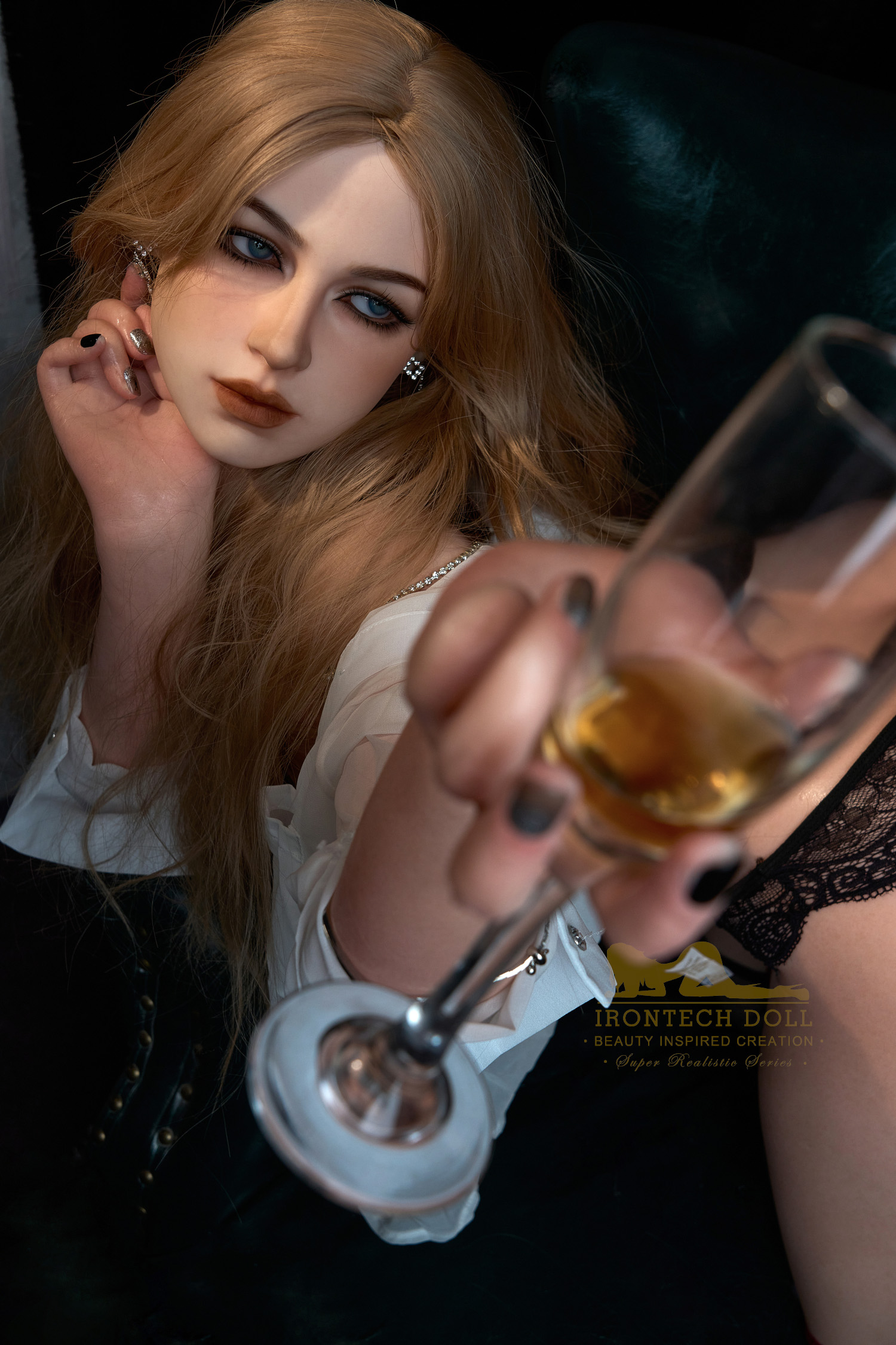 [Sous le manteau] Poupée d'amour réaliste 164 cm S38 Office Lady Flora